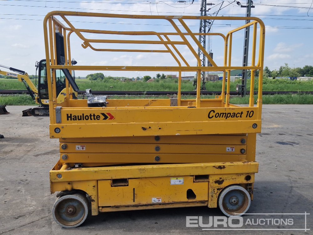 2016 Haulotte Compact 10 - Nacelle: photos 2 2016 Haulotte Compact 10 - Nacelle: photos 2