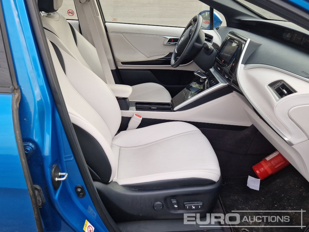 Voiture 2017 Toyota Mirai Fuel Cell, Hydrogen Hybrid, Automatic (German Reg. Docs. Available): photos 26