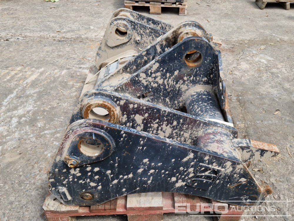 Attache rapide 2018 QH to suit Hitachi ZW180-6: photos 6