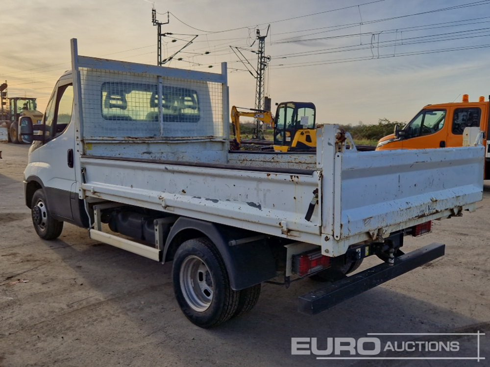 2019 Iveco Daily 35C12 - Utilitaire benne: photos 3 2019 Iveco Daily 35C12 - Utilitaire benne: photos 3
