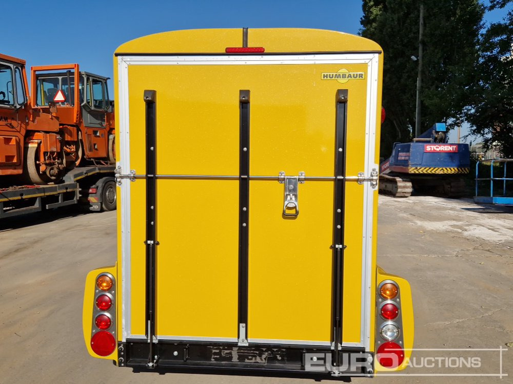 2020 Humbauer Rexys Twin axle Horse Trailer (Reg. Docs Avaialble) - Van chevaux: photos 4 2020 Humbauer Rexys Twin axle Horse Trailer (Reg. Docs Avaialble) - Van chevaux: photos 4