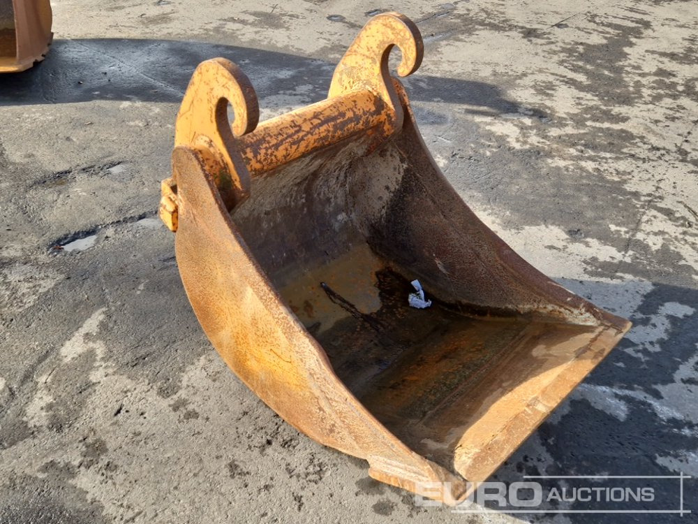 30" Digging Bucket - Godet: photos 4 30" Digging Bucket - Godet: photos 4