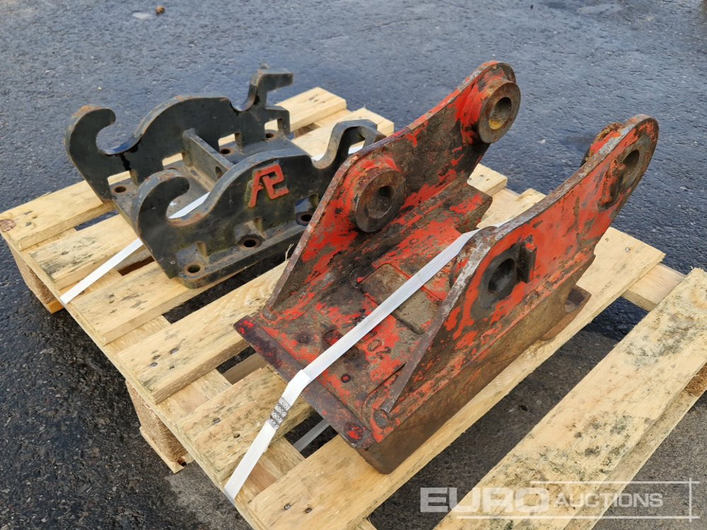 Adapter Plates, QH - Attache rapide: photos 1 Adapter Plates, QH - Attache rapide: photos 1