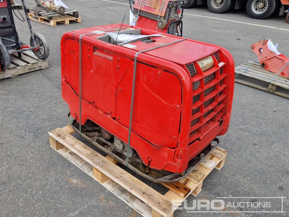 Compaction Plate - Travaux routiers: photos 1 Compaction Plate - Travaux routiers: photos 1