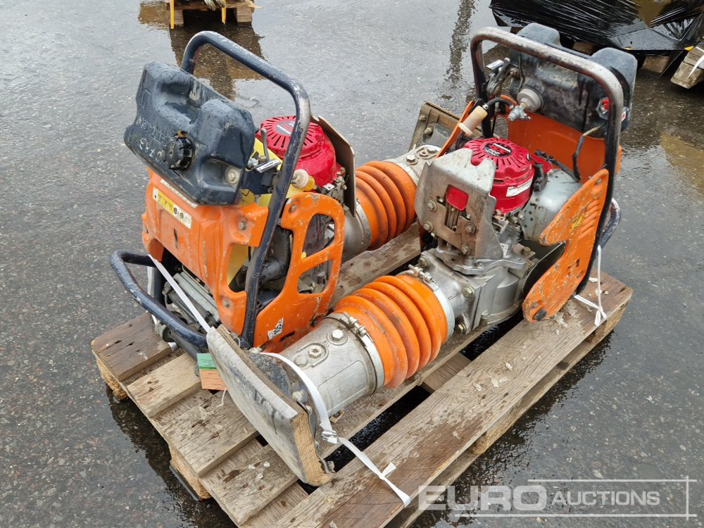 Compaction Rammers (2 of) - Travaux routiers: photos 3 Compaction Rammers (2 of) - Travaux routiers: photos 3