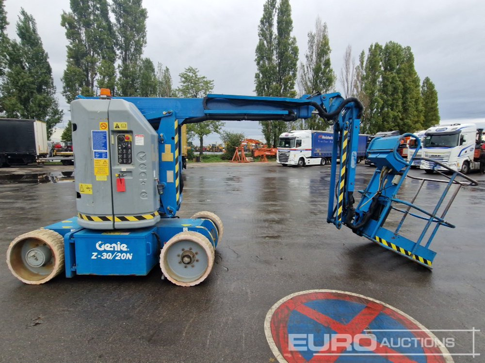 Genie Z30-20N RJ - Nacelle: photos 5 Genie Z30-20N RJ - Nacelle: photos 5