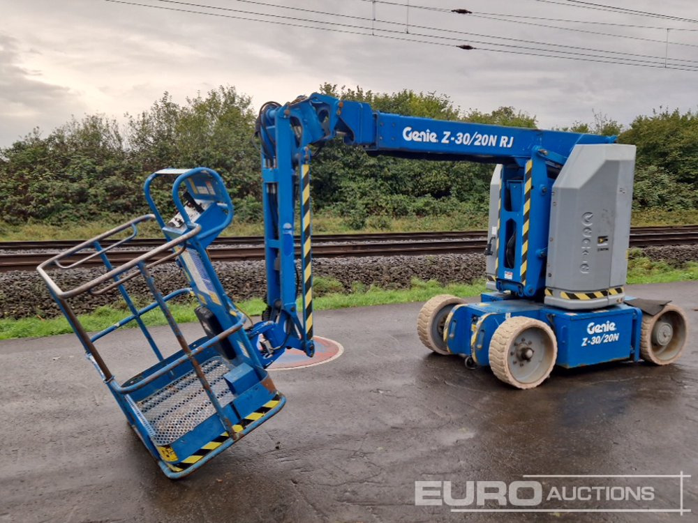 Genie Z30-20N RJ - Nacelle: photos 1 Genie Z30-20N RJ - Nacelle: photos 1