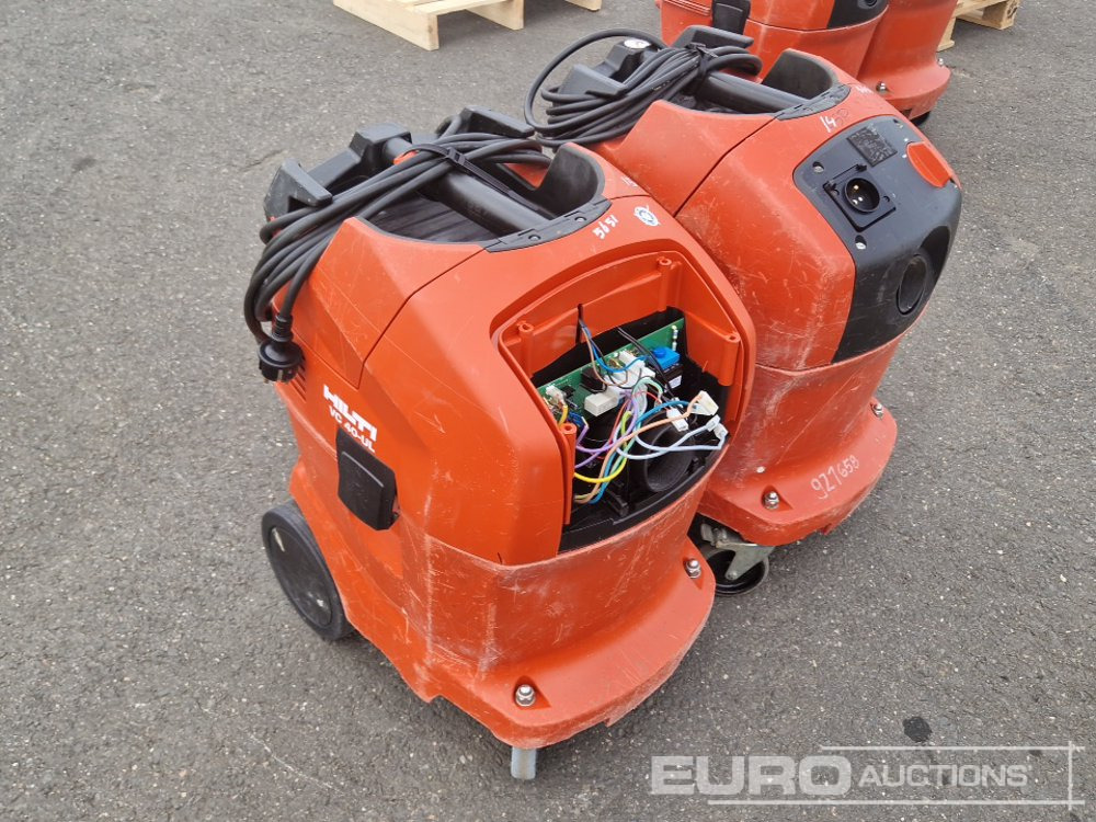 Hiltu VC 40 Vacuum Cleaners (2 of) - Aspirateur industriel: photos 4 Hiltu VC 40 Vacuum Cleaners (2 of) - Aspirateur industriel: photos 4