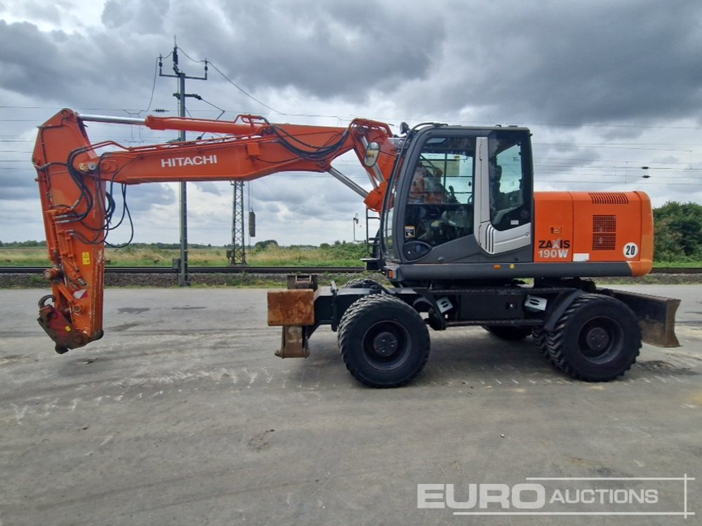 Hitachi ZX190W-3 - Pelle sur pneus: photos 2 Hitachi ZX190W-3 - Pelle sur pneus: photos 2