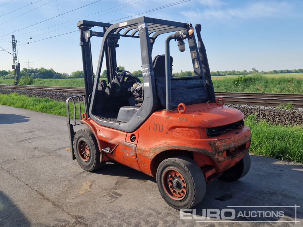 Linde H25 Diesel Forklift, 2 Stage Mast, Freelift Mast, Forks - Chariot élévateur: photos 3 Linde H25 Diesel Forklift, 2 Stage Mast, Freelift Mast, Forks - Chariot élévateur: photos 3
