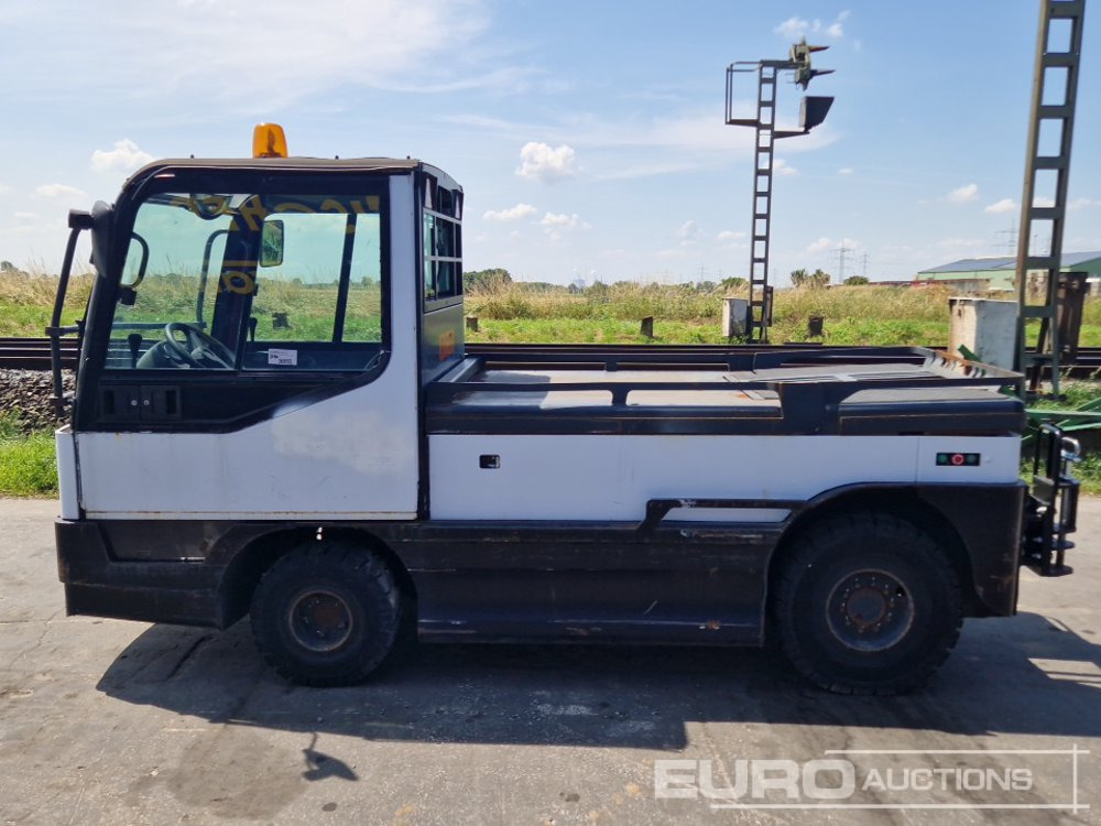 Linde P250 - Chariot tracteur: photos 2 Linde P250 - Chariot tracteur: photos 2