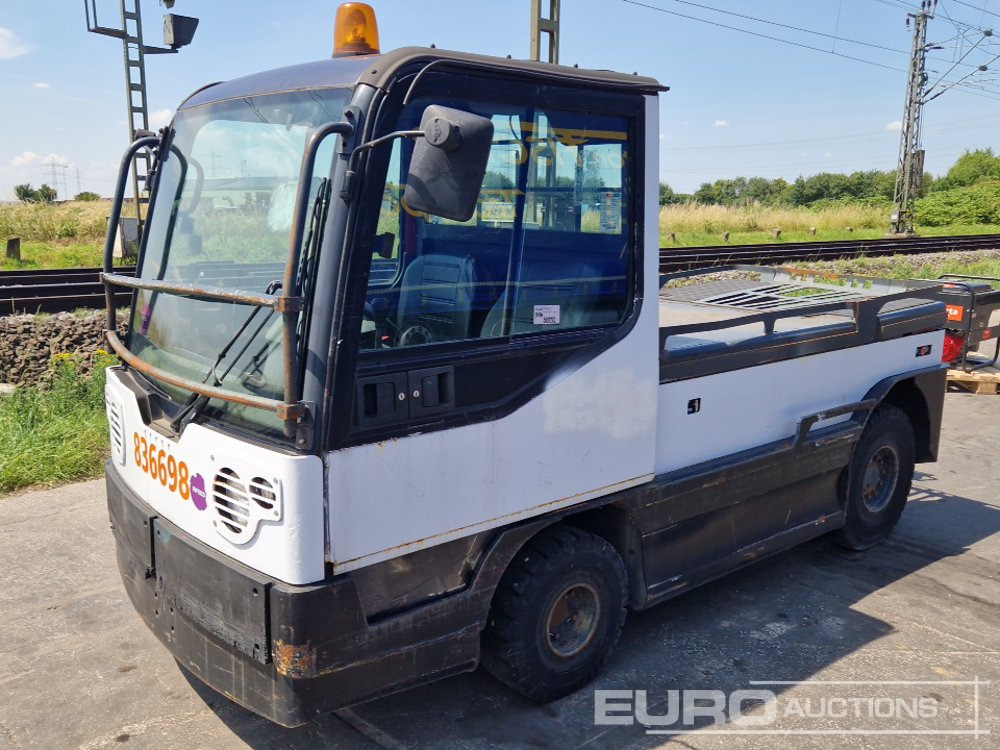 Linde P250 - Chariot tracteur: photos 1 Linde P250 - Chariot tracteur: photos 1