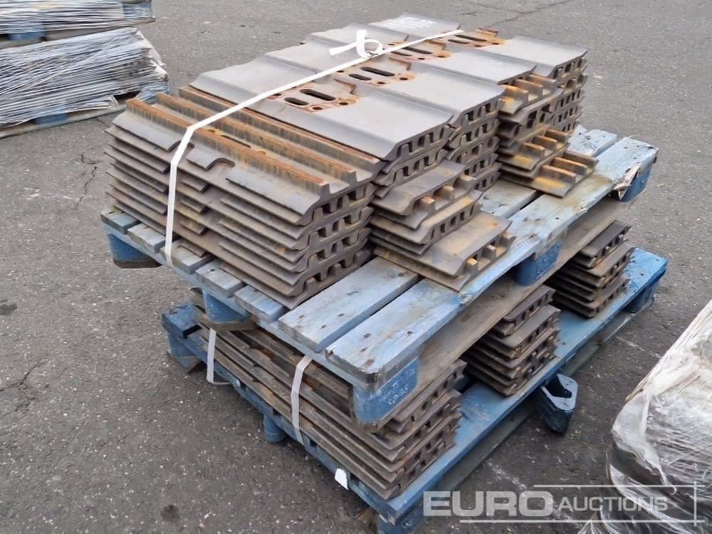 Track Plates to suit Volvo - Pièces de rechange pour Pelle: photos 1 Track Plates to suit Volvo - Pièces de rechange pour Pelle: photos 1