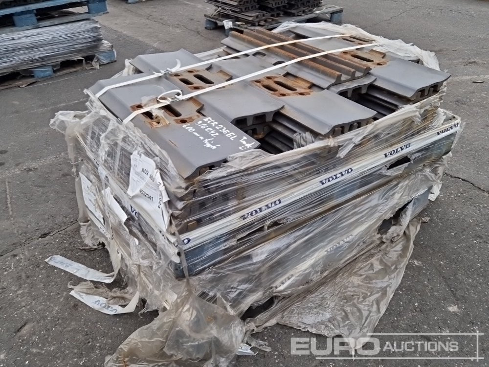 Track Plates to suit Volvo - Pièces de rechange pour Pelle: photos 2 Track Plates to suit Volvo - Pièces de rechange pour Pelle: photos 2