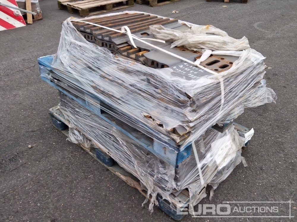 Track Plates to suit Volvo - Pièces de rechange pour Pelle: photos 1 Track Plates to suit Volvo - Pièces de rechange pour Pelle: photos 1