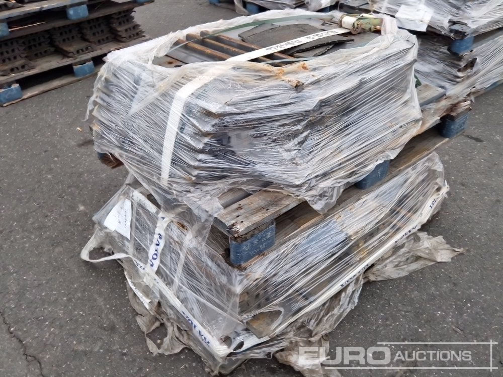 Track Plates to suit Volvo - Pièces de rechange pour Pelle: photos 2 Track Plates to suit Volvo - Pièces de rechange pour Pelle: photos 2