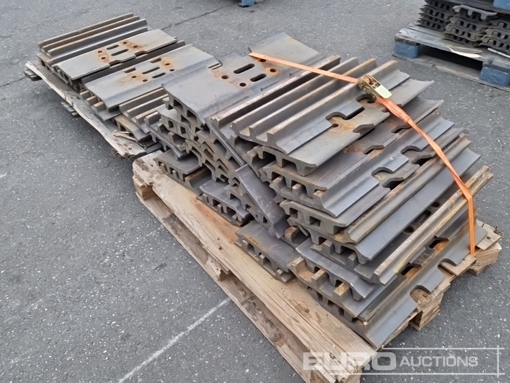Track Plates to suit Volvo - Pièces de rechange pour Pelle: photos 2 Track Plates to suit Volvo - Pièces de rechange pour Pelle: photos 2