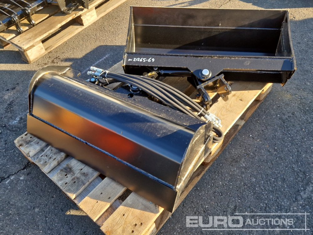 Unused 2025 Miva 32" Tilt Ditching Bucket to suit 1-3 Ton Excavator, Pin Diameter 1” (2 of) - Godet: photos 1 Unused 2025 Miva 32" Tilt Ditching Bucket to suit 1-3 Ton Excavator, Pin Diameter 1” (2 of) - Godet: photos 1