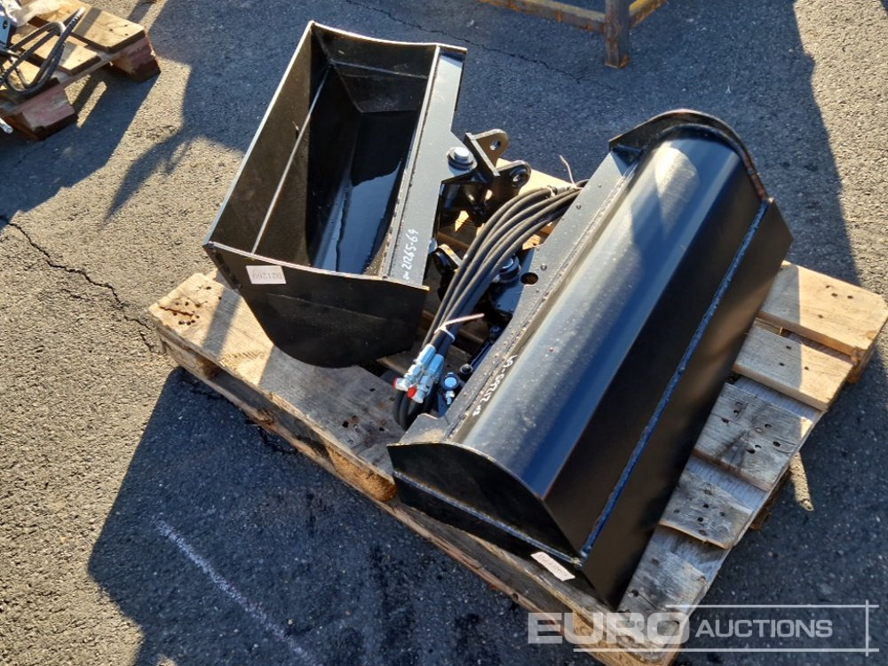 Unused 2025 Miva 32" Tilt Ditching Bucket to suit 1-3 Ton Excavator, Pin Diameter 1” (2 of) - Godet: photos 4 Unused 2025 Miva 32" Tilt Ditching Bucket to suit 1-3 Ton Excavator, Pin Diameter 1” (2 of) - Godet: photos 4