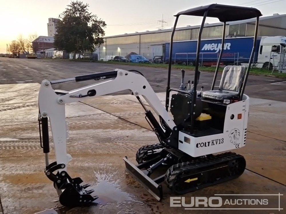 Unused Colt KV13 - Mini pelle: photos 1 Unused Colt KV13 - Mini pelle: photos 1