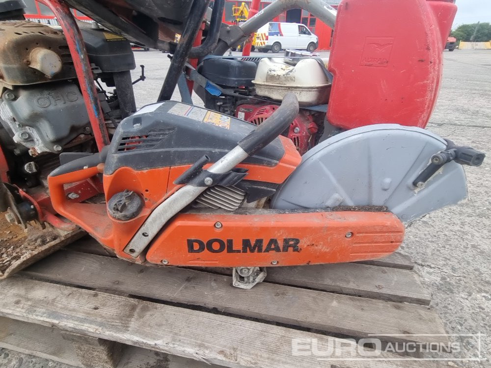 Walk Behind Compaction Plates (2 of), Quick Cut Saw - Travaux routiers: photos 5 Walk Behind Compaction Plates (2 of), Quick Cut Saw - Travaux routiers: photos 5