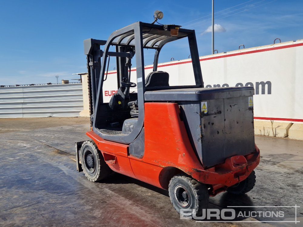 2003 Linde E40P - Chariot élévateur: photos 3 2003 Linde E40P - Chariot élévateur: photos 3