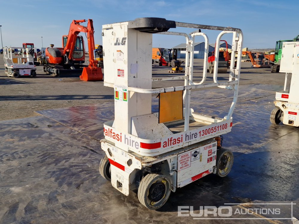 2015 JLG 1230ES - Nacelle: photos 5 2015 JLG 1230ES - Nacelle: photos 5