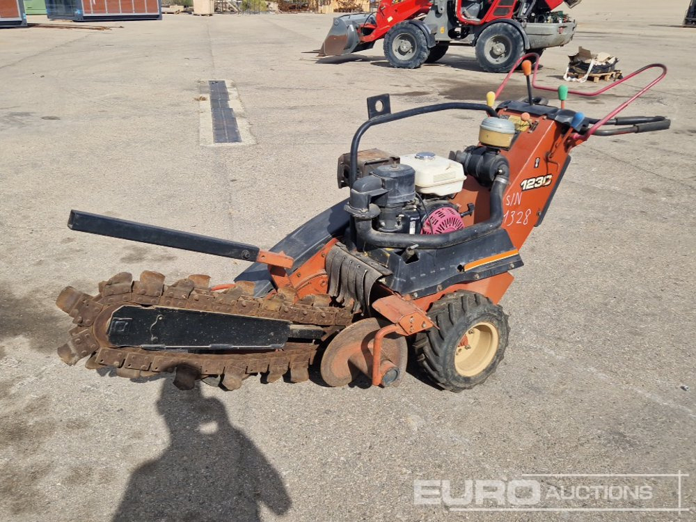 Ditch Witch 1230 - Trancheuse: photos 4 Ditch Witch 1230 - Trancheuse: photos 4