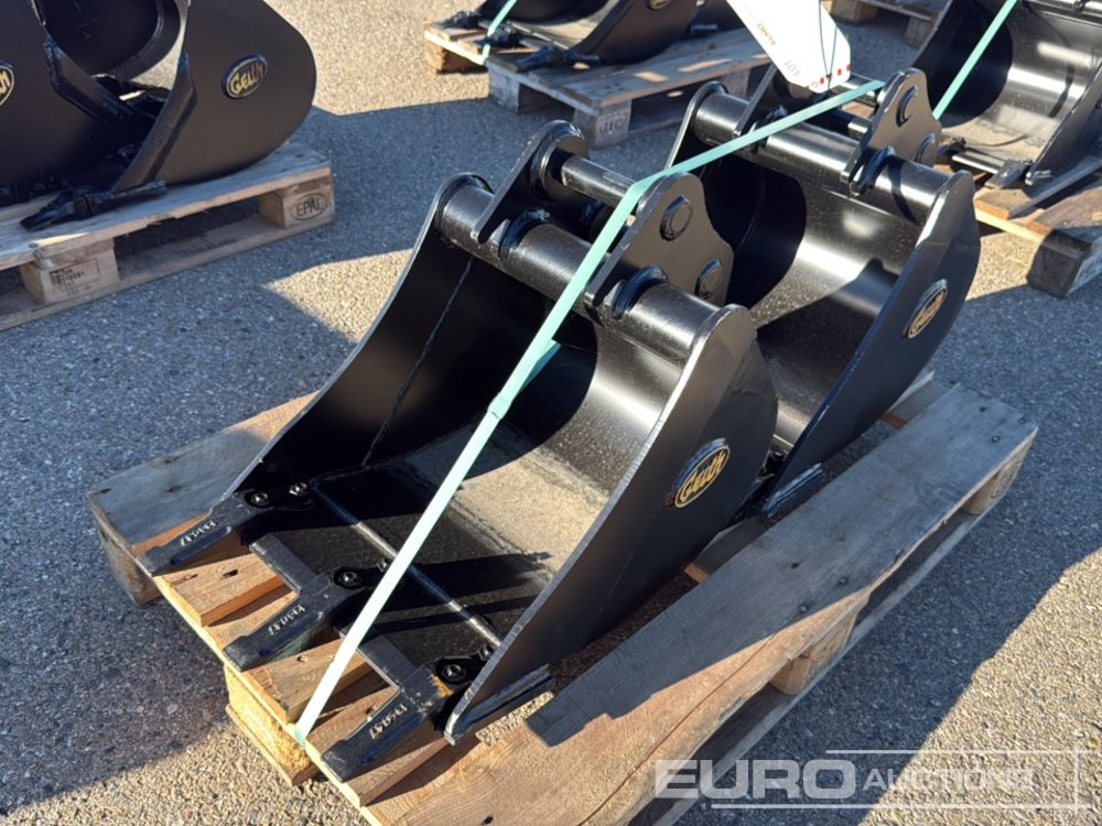 Geith Bucket H03-0450-11404 to Suit MCR1009 (S/Ns 1175044, 1175046) (2 of) - Godet: photos 2 Geith Bucket H03-0450-11404 to Suit MCR1009 (S/Ns 1175044, 1175046) (2 of) - Godet: photos 2