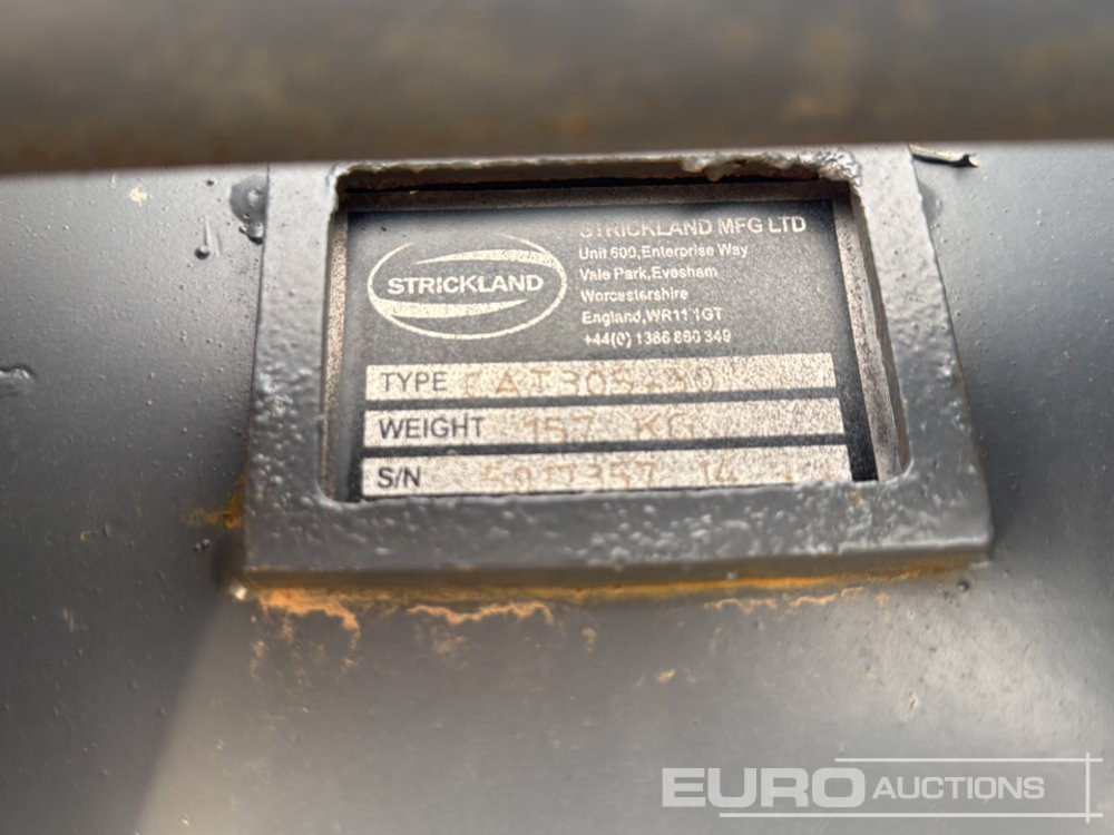 Strickland 36" & 30" Digging Buckets 45mm Pin to suit CAT 305 Excavator - Godet: photos 5 Strickland 36" & 30" Digging Buckets 45mm Pin to suit CAT 305 Excavator - Godet: photos 5