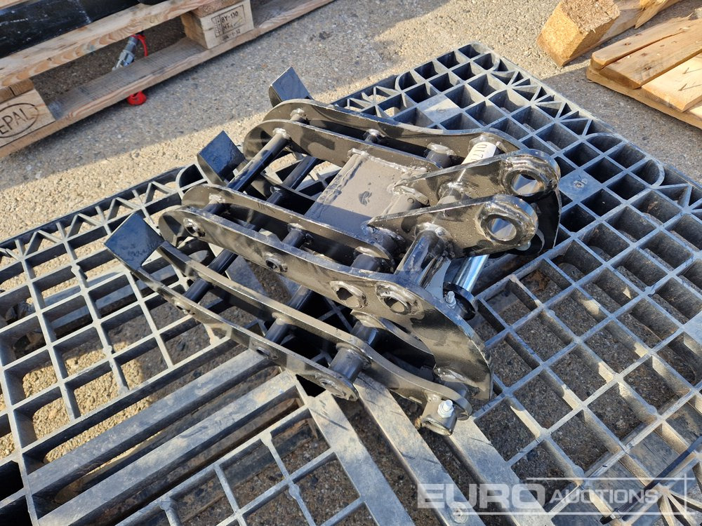 Unused 2025 Captok Grapple to suit 1-2 Excavator / Pinza Hidraúlica para Excavadora 1-2 Toneladas - Grappin: photos 3 Unused 2025 Captok Grapple to suit 1-2 Excavator / Pinza Hidraúlica para Excavadora 1-2 Toneladas - Grappin: photos 3