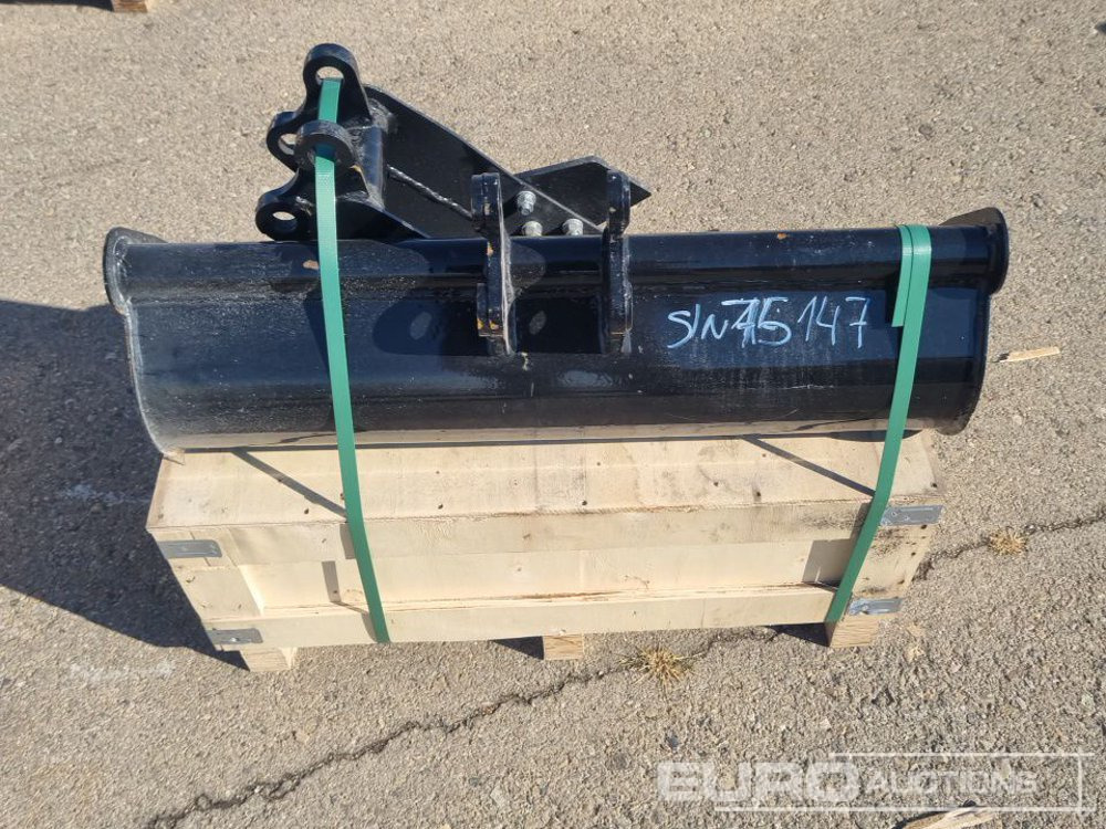 Godet neuf Unused JPC Set of 31" Ditching, 7" Digging Bucket, Hydraulic Breacker HM-10 to suit JPC Excavator / Conjunto de Cazos de 800mm y 200mm y Martillo JPC HM-10 para Excavadora JPC: photos 6 Godet neuf Unused JPC Set of 31" Ditching, 7" Digging Bucket, Hydraulic Breacker HM-10 to suit JPC Excavator / Conjunto de Cazos de 800mm y 200mm y Martillo JPC HM-10 para Excavadora JPC: photos 6