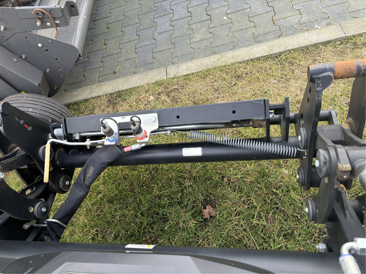 Alö Frontlader G5L Valtra - Chargeur frontal pour tracteur: photos 3 Alö Frontlader G5L Valtra - Chargeur frontal pour tracteur: photos 3