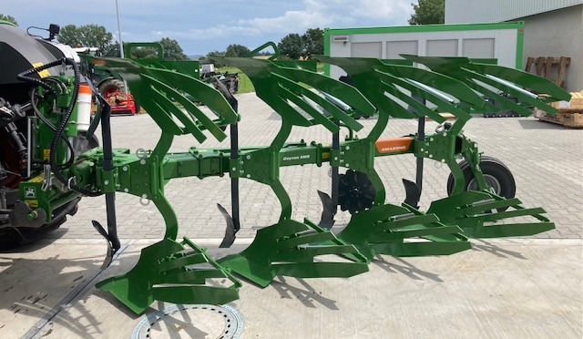 Amazone CAYROS XMS 950 SB 4-Schar - Charrue: photos 1 Amazone CAYROS XMS 950 SB 4-Schar - Charrue: photos 1