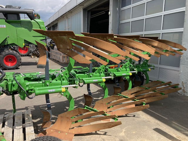 Amazone CAYROS XMS 950 VS 4-Schar - Charrue: photos 1 Amazone CAYROS XMS 950 VS 4-Schar - Charrue: photos 1