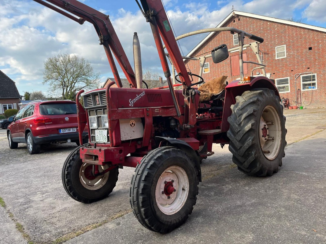 Case IH IHC 633 - Tracteur agricole: photos 1 Case IH IHC 633 - Tracteur agricole: photos 1
