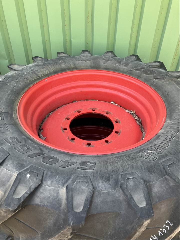 Fendt 2x Komplettrad 540/65R30 TB - Pneus et jantes: photos 3 Fendt 2x Komplettrad 540/65R30 TB - Pneus et jantes: photos 3