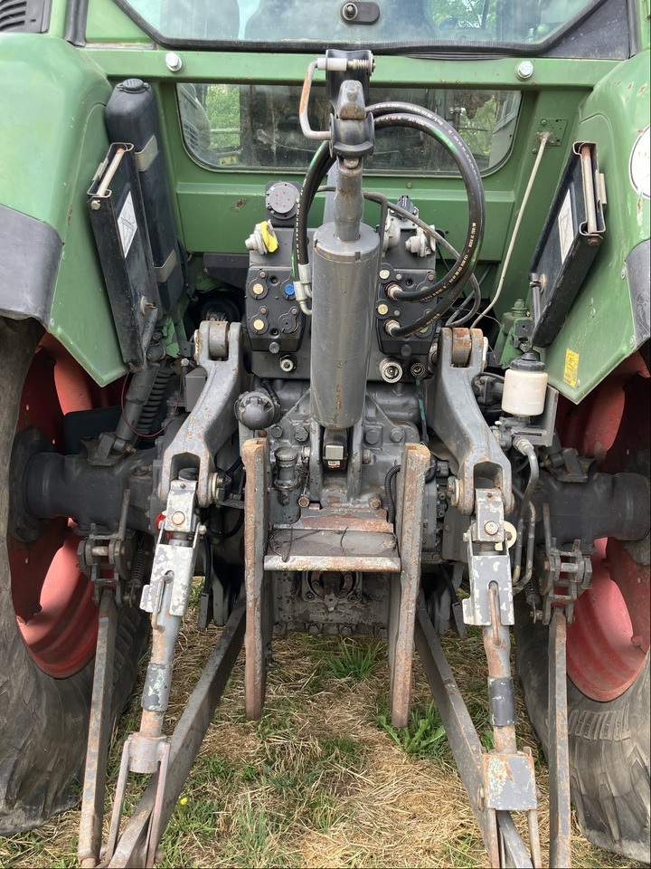 Fendt 712 COM1 - Tracteur agricole: photos 3 Fendt 712 COM1 - Tracteur agricole: photos 3