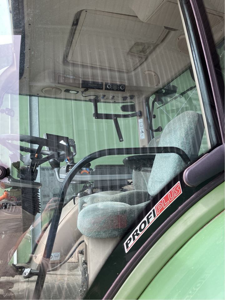 Fendt 718 Vario Profi Plus - Tracteur agricole: photos 2 Fendt 718 Vario Profi Plus - Tracteur agricole: photos 2