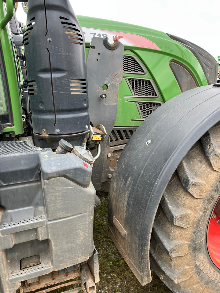 Fendt 718 Vario S4 Power - Tracteur agricole: photos 5 Fendt 718 Vario S4 Power - Tracteur agricole: photos 5