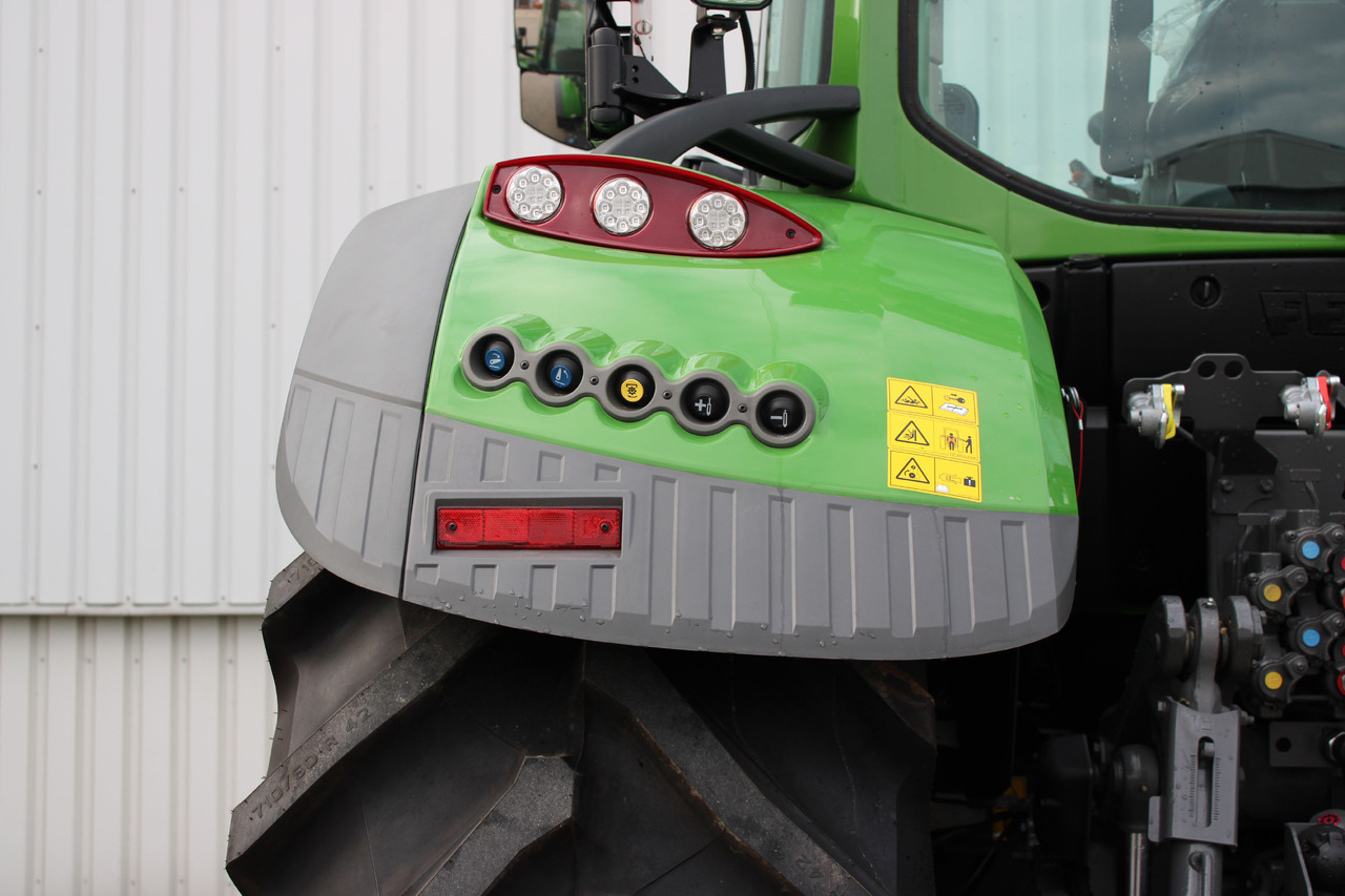 Crédit-bail de Fendt 724 Vario Gen6 Profi  Sett2 Fendt 724 Vario Gen6 Profi  Sett2: photos 10
