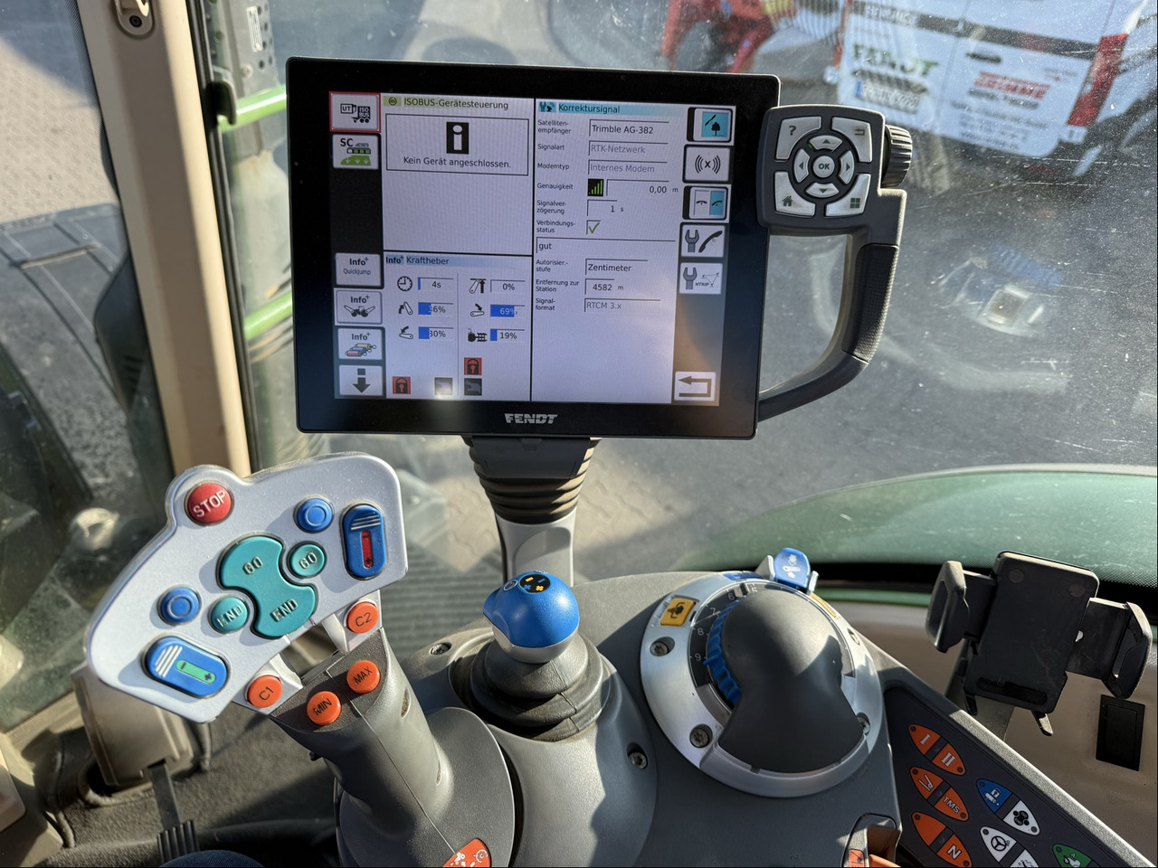 Fendt 724 Vario S4 ProfiPlus - Tracteur agricole: photos 3 Fendt 724 Vario S4 ProfiPlus - Tracteur agricole: photos 3