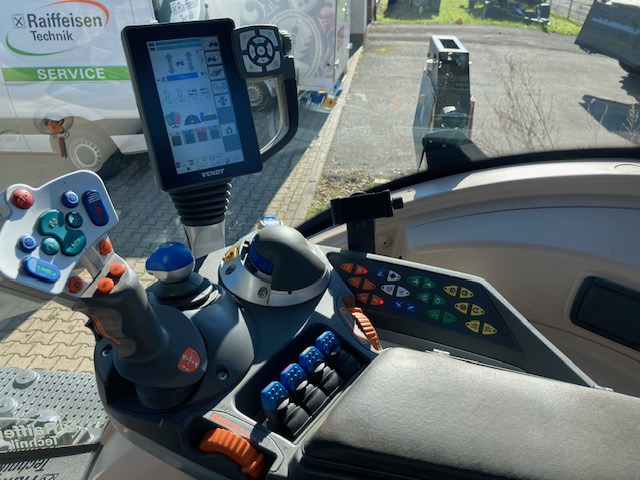 Fendt 826 Vario S4 Profi - Tracteur agricole: photos 5 Fendt 826 Vario S4 Profi - Tracteur agricole: photos 5