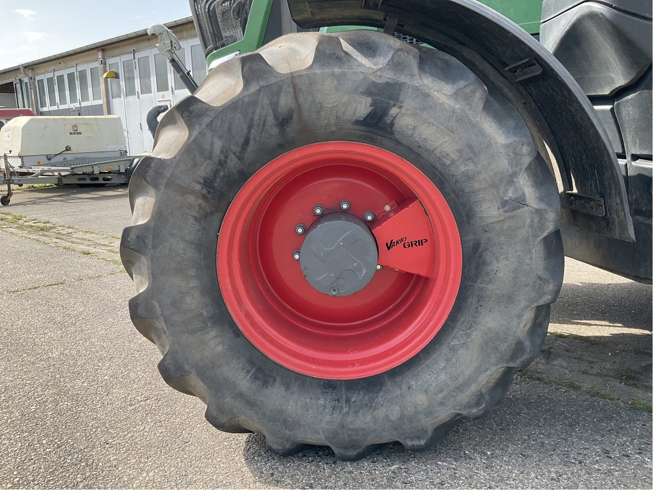 Fendt 828 Vario ProfiPlus - Tracteur agricole: photos 5 Fendt 828 Vario ProfiPlus - Tracteur agricole: photos 5