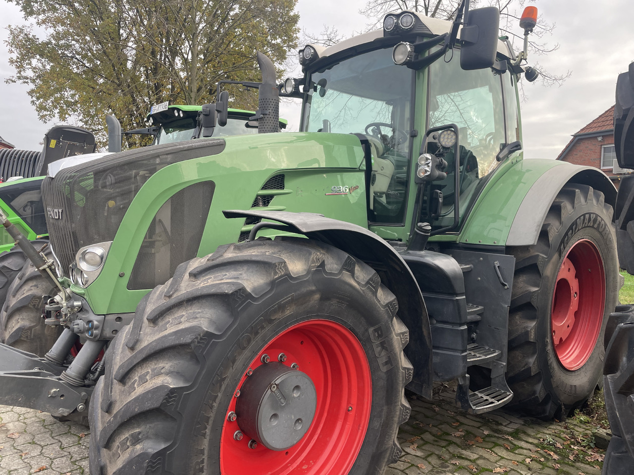 Fendt 936 Vario - Tracteur agricole: photos 1 Fendt 936 Vario - Tracteur agricole: photos 1