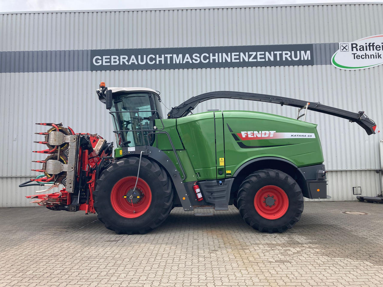 Fendt Katana 65 S4 - Matériel de récolte: photos 1 Fendt Katana 65 S4 - Matériel de récolte: photos 1