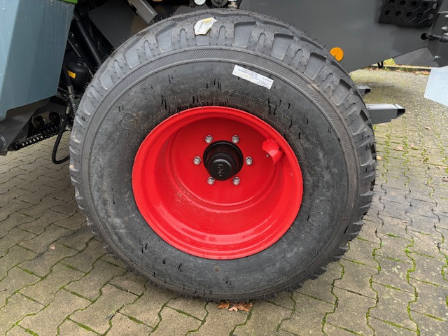 Fendt Rotana 130 F - 25 Messer - - Matériel de fenaison: photos 3 Fendt Rotana 130 F - 25 Messer - - Matériel de fenaison: photos 3