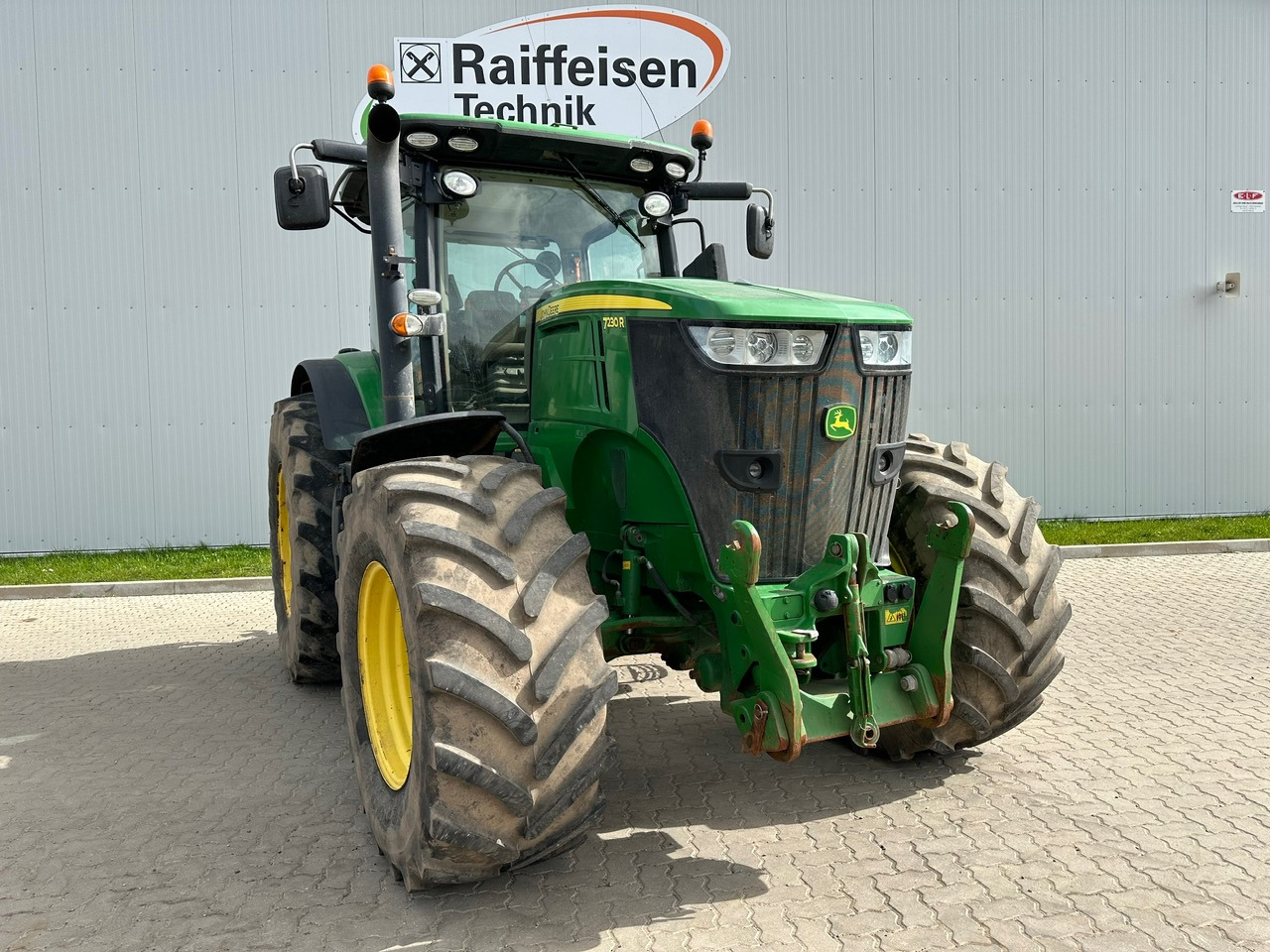 John Deere 7230R - Tracteur agricole: photos 1 John Deere 7230R - Tracteur agricole: photos 1