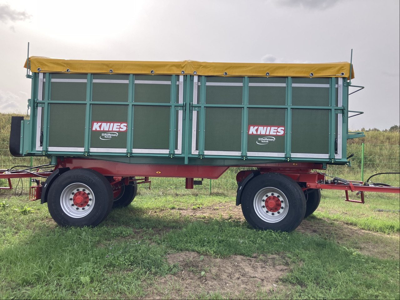 Knies KD 180 - Camion benne: photos 1 Knies KD 180 - Camion benne: photos 1