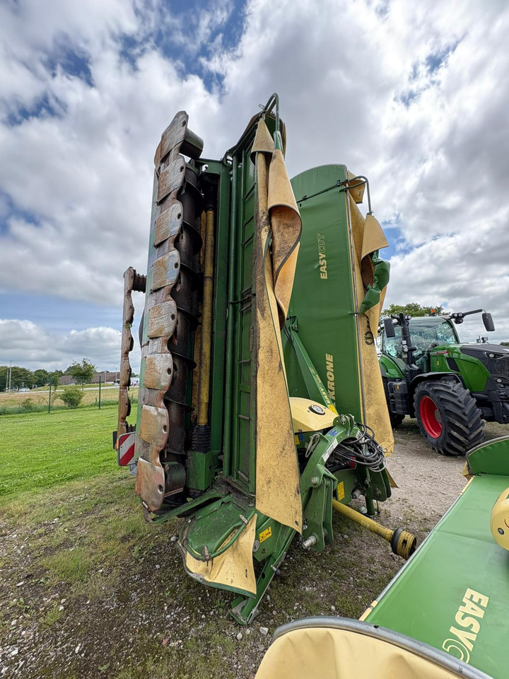 Krone Easy Cut B 950 Collect - Faucheuse: photos 1 Krone Easy Cut B 950 Collect - Faucheuse: photos 1